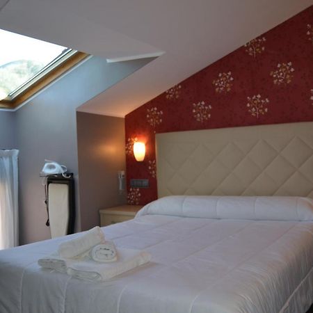 Apartamentos Spa Cueto Onís Esterno foto