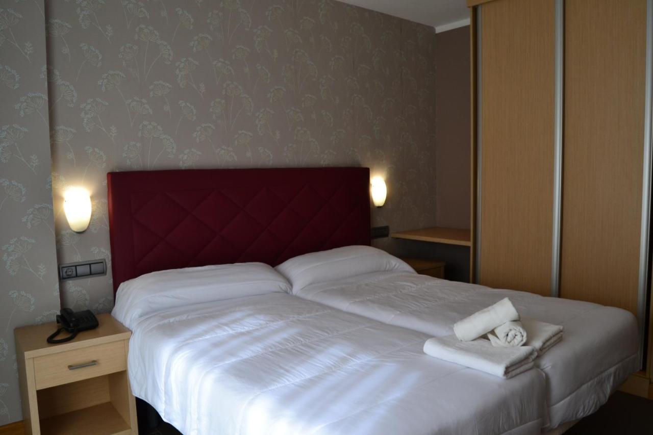 Apartamentos Spa Cueto Onís Esterno foto
