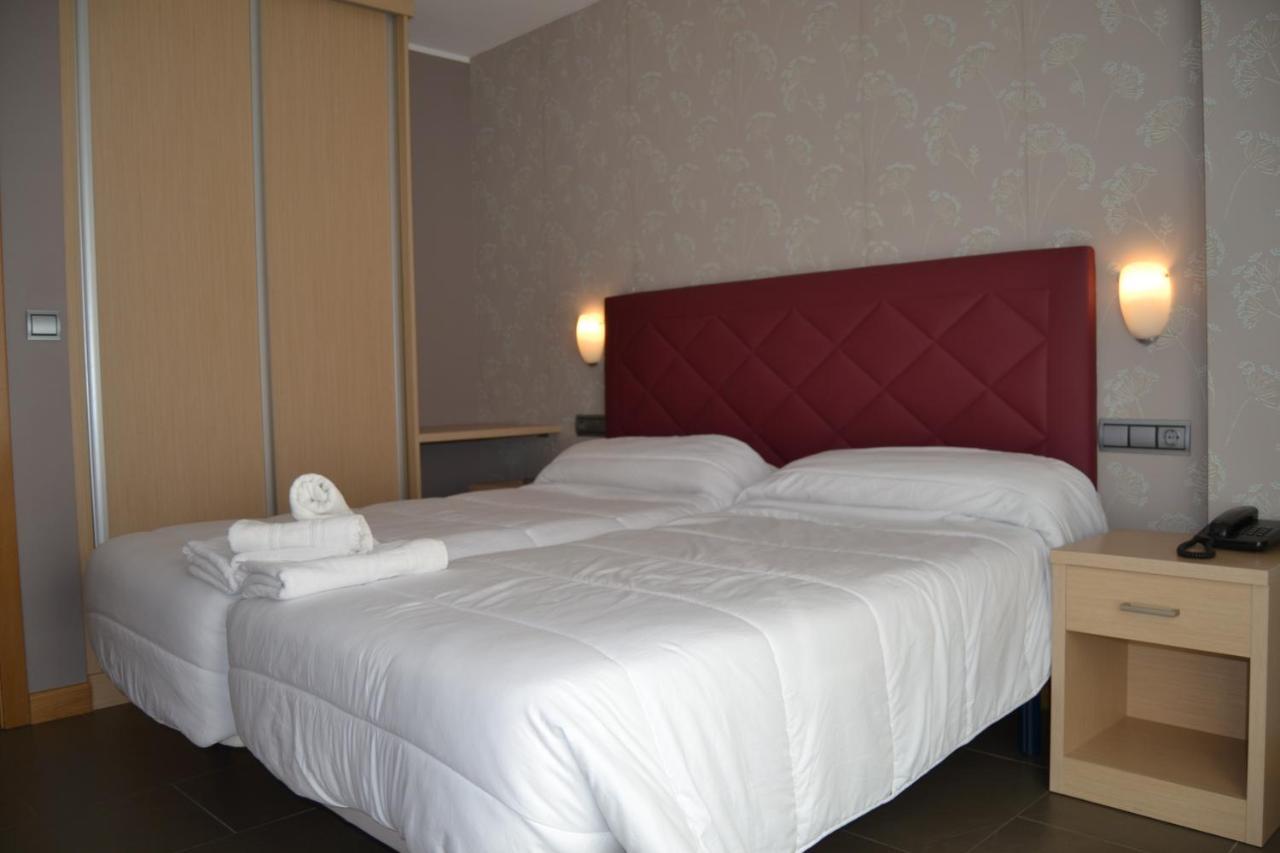 Apartamentos Spa Cueto Onís Esterno foto