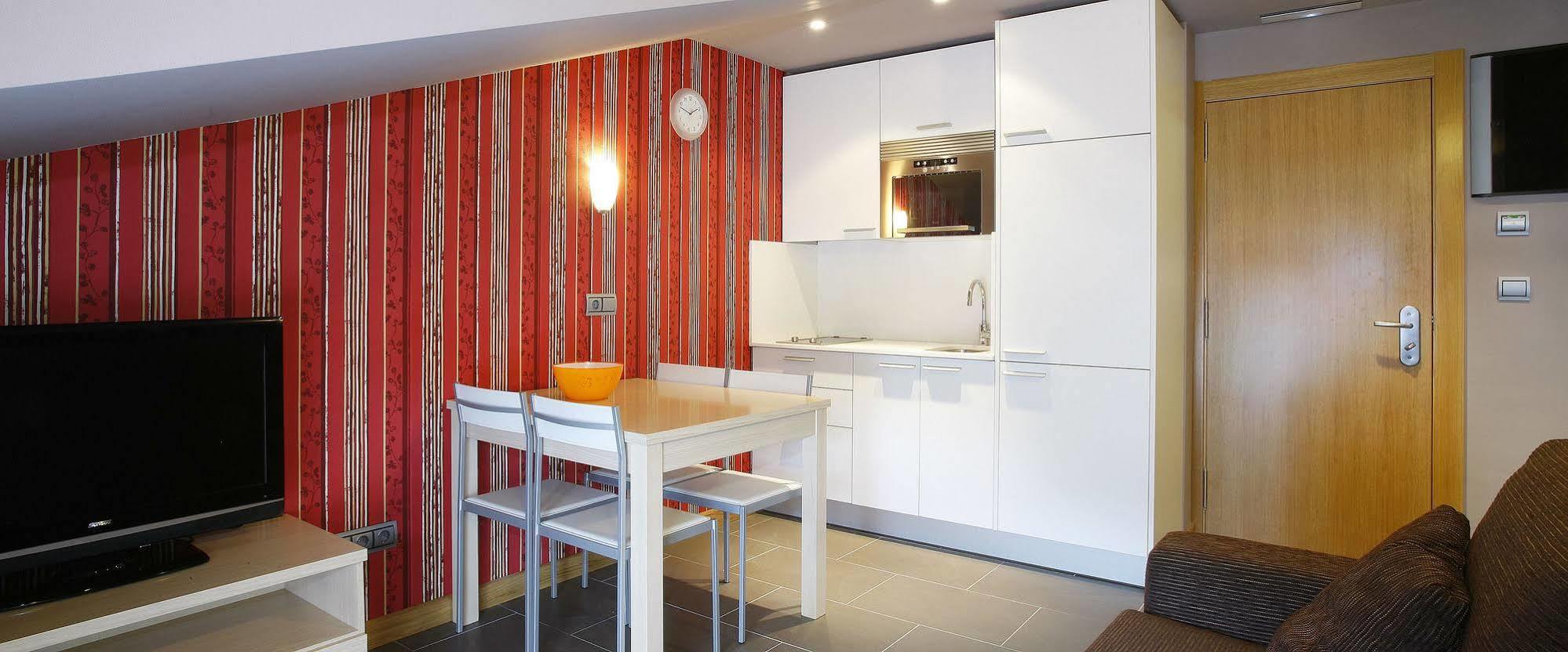 Apartamentos Spa Cueto Onís Esterno foto